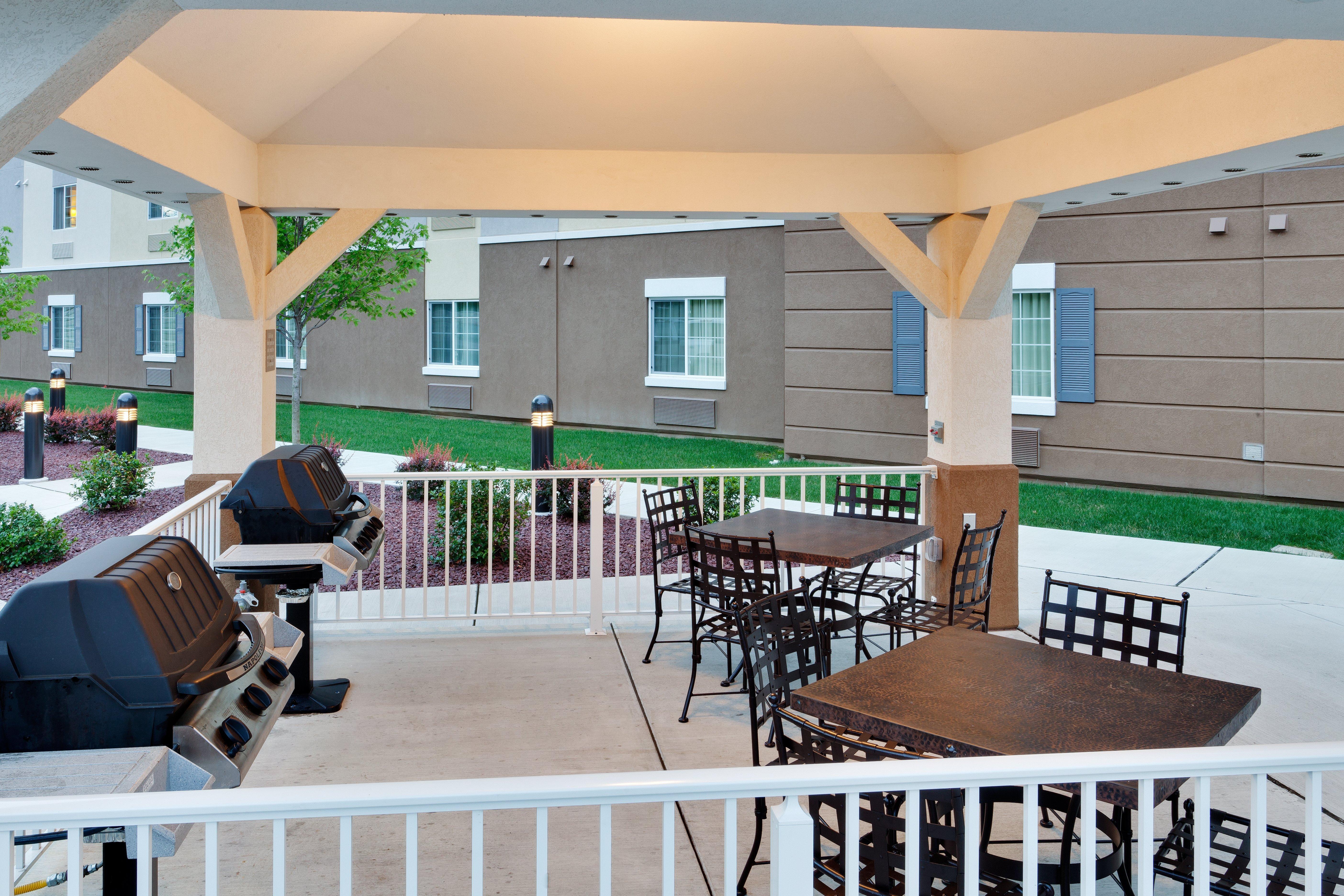 Candlewood Suites Harrisburg I-81 Hershey Area By Ihg Exterior foto