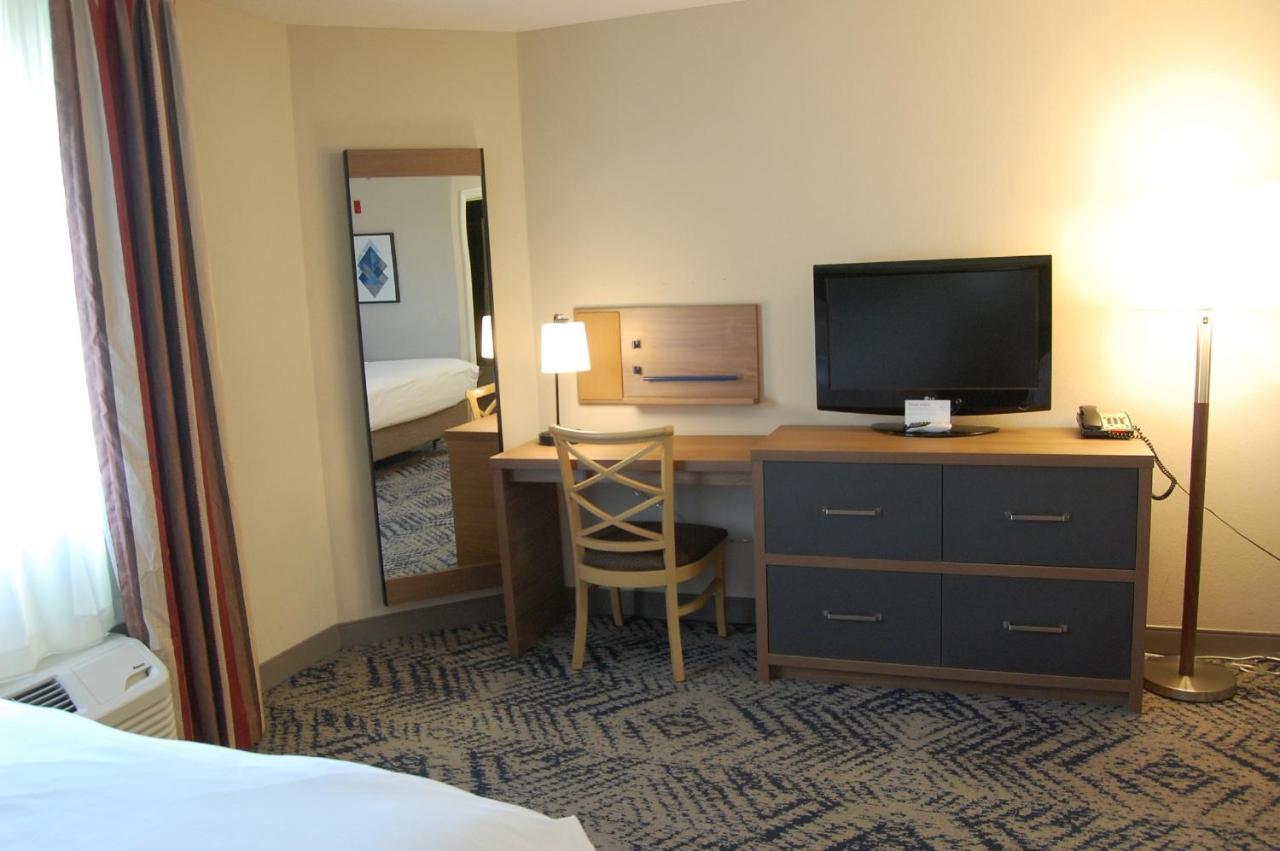 Candlewood Suites Harrisburg I-81 Hershey Area By Ihg Exterior foto
