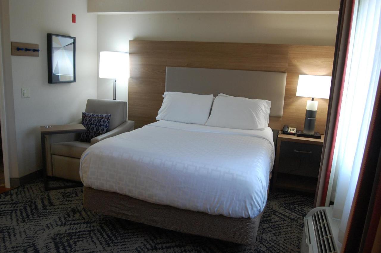Candlewood Suites Harrisburg I-81 Hershey Area By Ihg Exterior foto